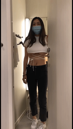 台湾蜜桃巨乳空姐表情淫荡身材爆炸 [1V+926m]-6.gif
